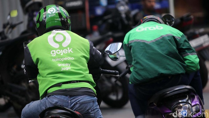 **Alasan Ojol Tolak Merger Gojek-Grab: Dampak Pemutusan Mitra hingga Monopoli Usaha**