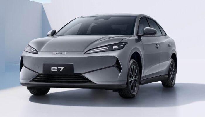 [Begini Tampilan Luar-Dalam Sedan Listrik Murah BYD e7, Menjanjikan Gaya dan hemat di 2024!]