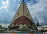 Depok Baru Punya Alun-alun, Apakah Ini Karena Tak Pernah Dijajah?