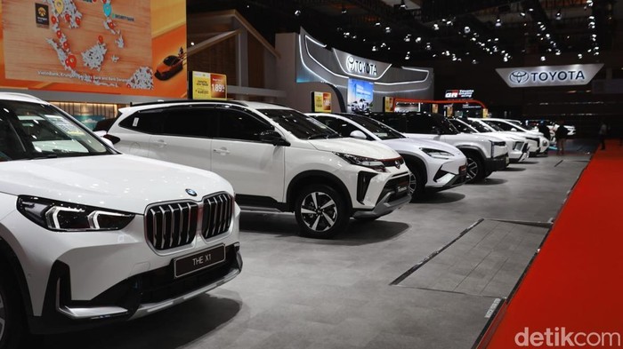 Penjualan Mobil di Indonesia Ambruk, Gaikindo Klaim Belum Ada PHK - Update 1