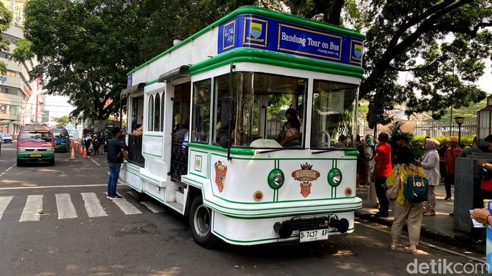 Traveler! 25 Mei, Konvoi Persib Juara Turut Dampak Operasional Bandros dan TMB