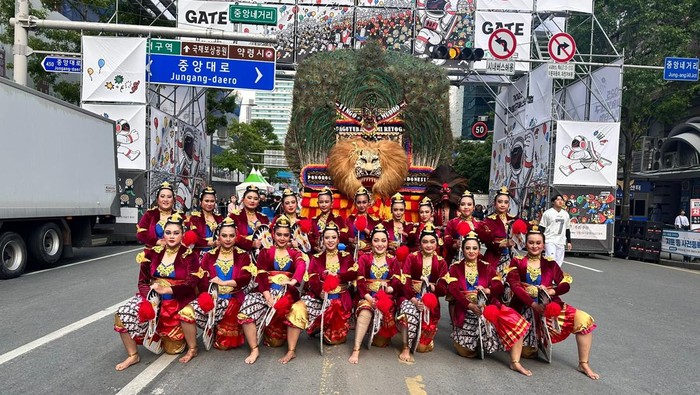 Tarian Reog Ponorogo Sukses Memukau Penonton Korea Selatan - Update 1