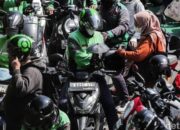 **Ojol Ancam Matikan Aplikasi Serempak, Gojek Tetap Beroperasi Normal: Analisis Teknis dan Dampak pada Transportasi**