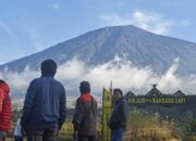 **”Zero Waste di Gunung Rinjani: Keberhasilan yang Dinilai, Namun Catatan Penting untuk Perjalanan Berkelanjutan”**