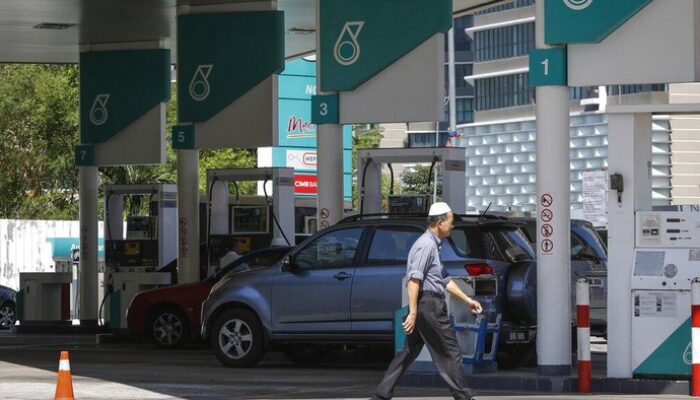 “Mobil di Malaysia Pajaknya Murah, Bensin RON 95 Harganya Rp 7 Ribuan”