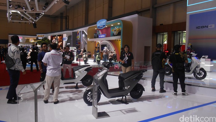 Honda Siap Guncang Pasar dengan Motor Listrik Murah, Inovasi untuk Semua!