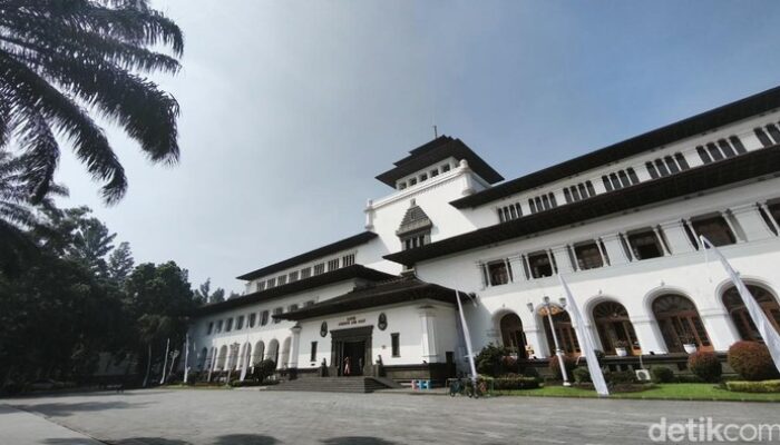 Menelusuri *Misteri Terowongan Tersembunyi di Bawah Gedung Sate* Bandung