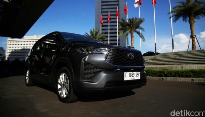 Segini Pajak Tahunan Toyota Kijang Innova Zenix Bensin Keluaran 2025: Rincian Spesifik
