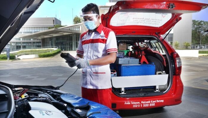 “Mobil Tua yang Setia ke Bengkel Resmi Auto2000: Kisah Cinta yang Tidak Pernah Padam”