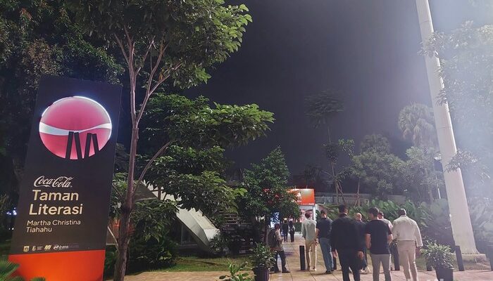 Malam Tanpa Batas: Jelajah Taman 24 Jam di Jakarta