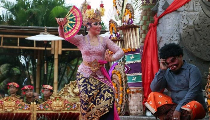**Joget Erotis Meresahkan Bali, Kadis PMA Minta Desa Adat Antisipasi**