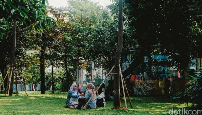 **Dear Traveler, 5 Tips Wajib untuk Menikmati Taman Jakarta 24 Jam dengan Nyaman**