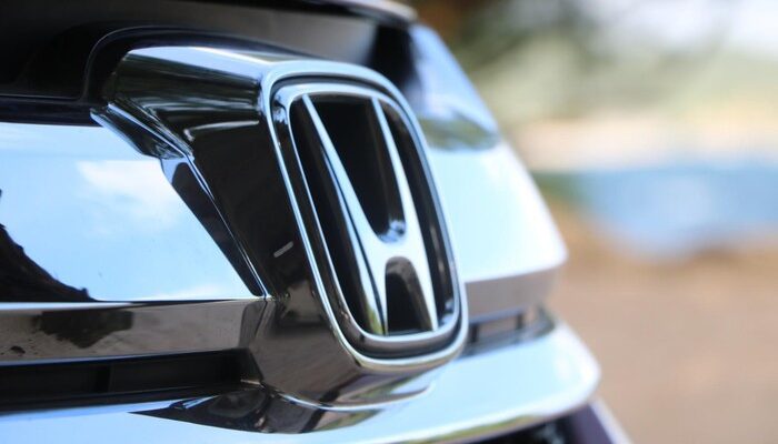 **Permintaan Mobil Listrik Menurun, Honda Arahkan Investasi ke Hybrid**