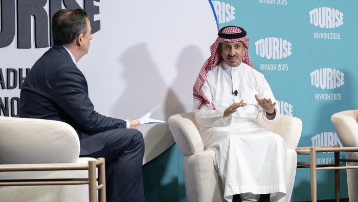 Pariwisata Sedang Naik Daun, 1 dari 10 Orang Kerja di Sektor Ini: Menjelajahi Masa Depan Perjalanan