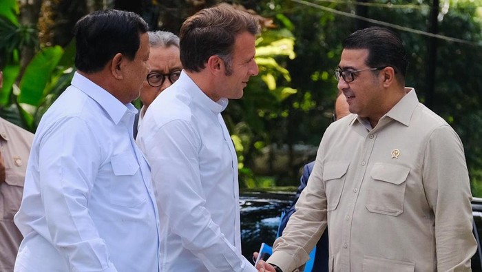 Macron di Borobudur: Dari Istana ke Warisan Budaya Nusantara