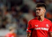 Heboh! Mees Hilgers Goyang ‘Virus’ Maumere, Hilangkan Rasa Sayang