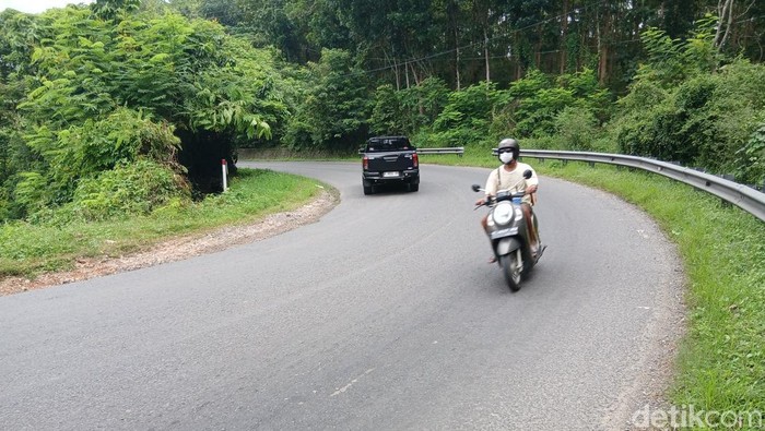 **Mengintip Misteri Tikungan Angker Blora-Rembang: Pantangan Sopir yang Wajib Diketahui!**