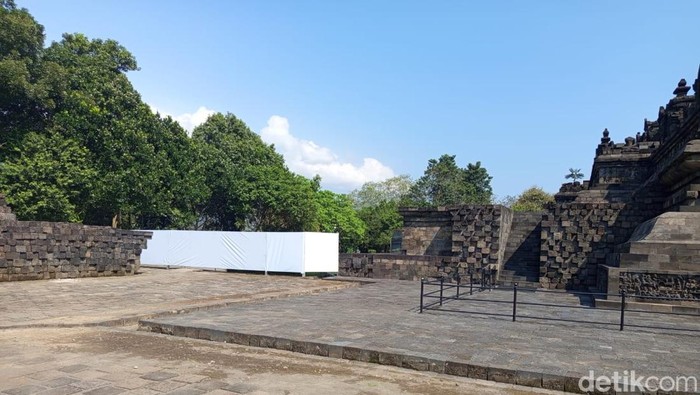 **Candi Borobudur Tanpa Stairlift: Keindahan Eksotis yang Tetap Menawan**