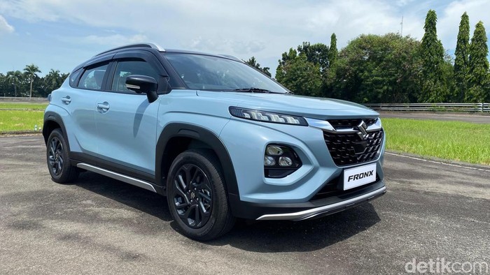 **Perbandingan Fitur Canggih Suzuki Fronx vs Daihatsu Rocky, Toyota Raize, dan Honda WR-V: Mana yang Lebih Unggul?**