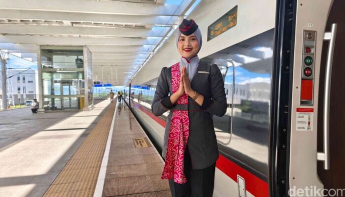 Yuk, Kepoin Keseharian Menarik Seorang Train Attendant Whoosh