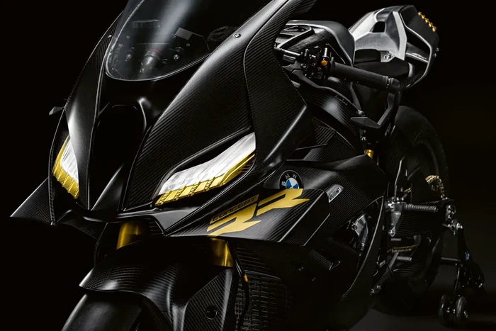 BMW Concept RR, Moge Radikal Berperforma Gahar