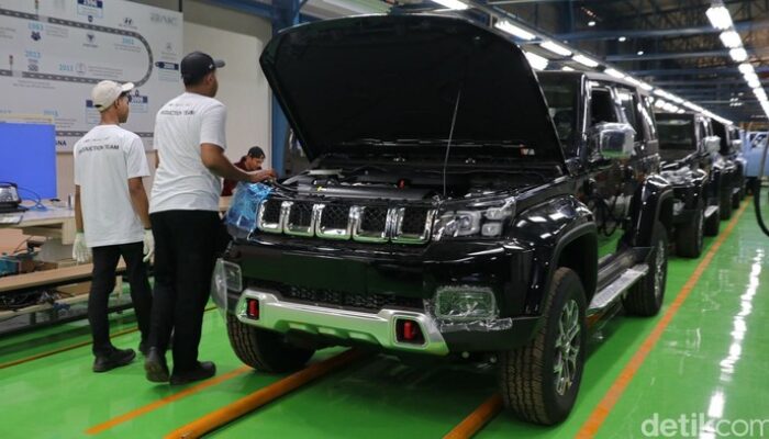 **BAIC BJ40 Plus Dirakit Lokal di Purwakarta, Harga Menurun Drastis!**