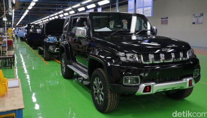 **Mobil BAIC BJ40 Plus Dirakit di Purwakarta, Kapasitas Produksi 800 Unit/Bulan**