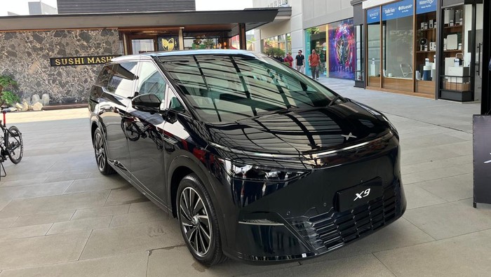 **MPV Listrik Premium Xpeng X9 Bakal Dirakit di Purwakarta**