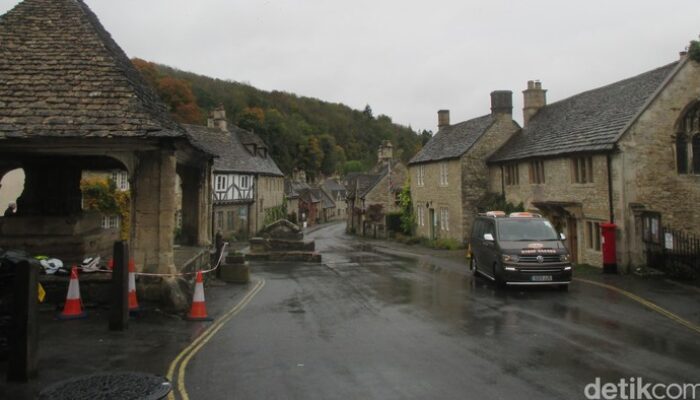 **Costwold: Desa Cantik di Inggris yang Menolak Turis karena Privasi Warga**