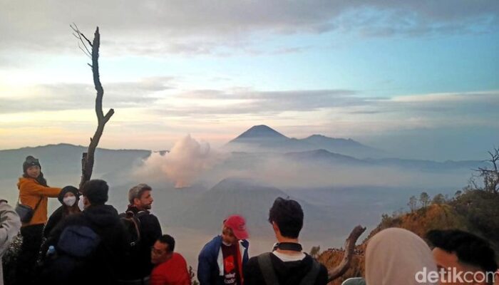 **Jelajahi Indonesia dengan Diskon Tiket-Tol, Liburan Sekolah 2025 Lebih Menarik!**