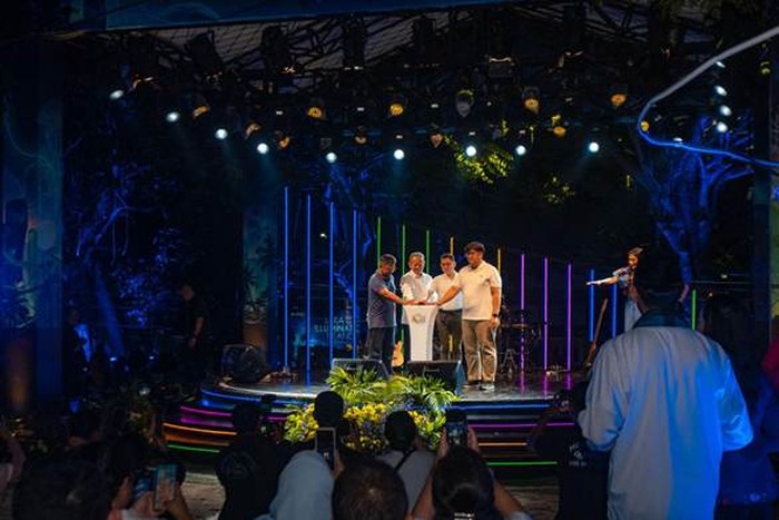 Pulau Pramuka Terang Bintang dengan Jakarta Illumination Island Festival