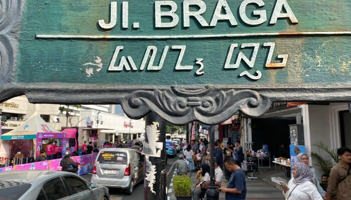 Jatuh Cinta Pertama Mungkin Karena Braga yang Romantis dan Sinematis Itu Tak Pernah Gagal