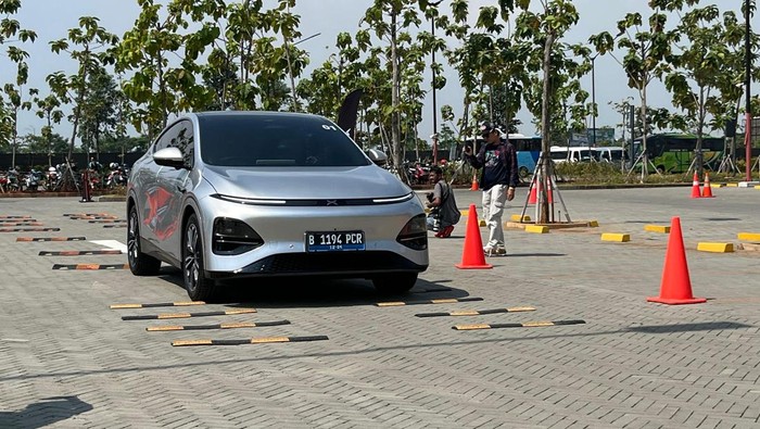 **Prediksi Harga Xpeng G6 di Indonesia: SUV Listrik Premium yang Bersaing dengan Tesla Model Y**