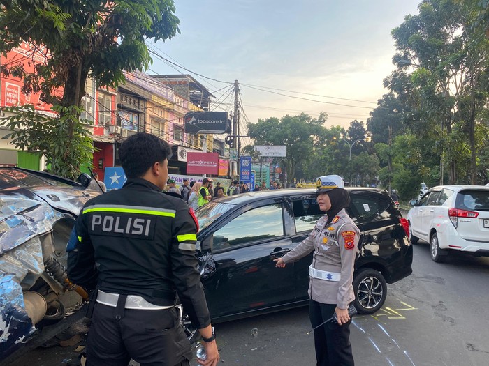 Pelajaran Penting dari Kecelakaan Maut Soluna Tindih Calya: Analisis Tebalnya Keselamatan