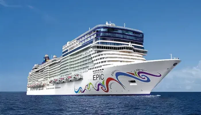 **Petualangan Menegangkan di Kapal Pesiar Norwegian Epic di Pelabuhan Catania, Sisilia**