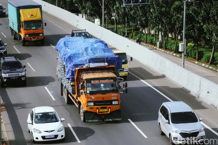 Truk ODOL: Dampak Mengerikan pada Infrastruktur dan Keamanan Lalu Lintas
