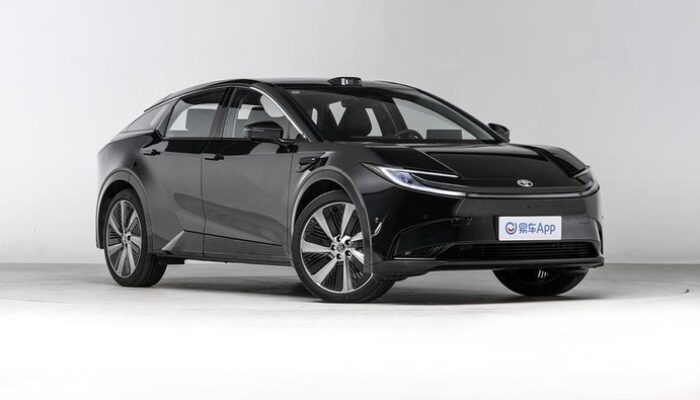 Toyota bZ5: Mobil Listrik dengan Baterai BYD, Harga Mulai Rp 290 Jutaan