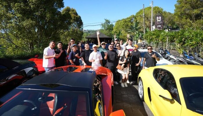 **Eksotisnya Desa Gobleg: Saat Mobil-Mobil Mewah Touring ke Bedugul dan Promosikan Wisata Bali**