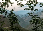 Inilah Jembatan Kereta India yang Melebihi Menara Eiffel, Sebuah Prestasi Menakjubkan!