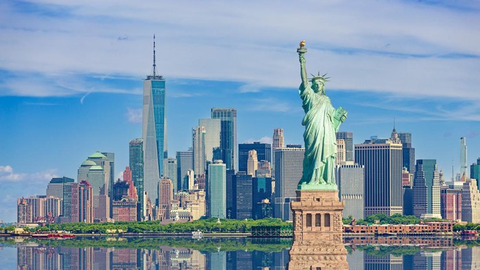 Trump Pertimbangkan Biaya Visa Turis Fast-track Rp 16 Jutaan: Apa yang Harus Diketahui Sebelum Berlibur ke AS