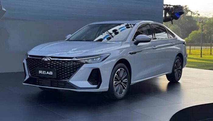 Spesifikasi Chery Fulwin A8: Sedan Hybrid Murah dengan Harga Rp 180 Jutaan