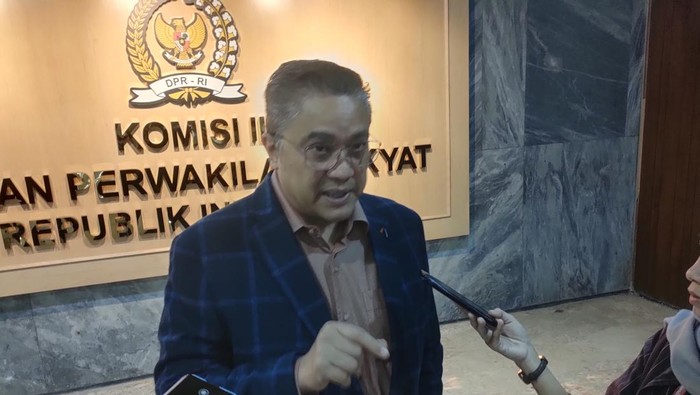 Dede Yusuf Desak Permen untuk Atur Pemda Gelar Acara di Hotel: Menjelajahi Penerapan Kebijakan Baru