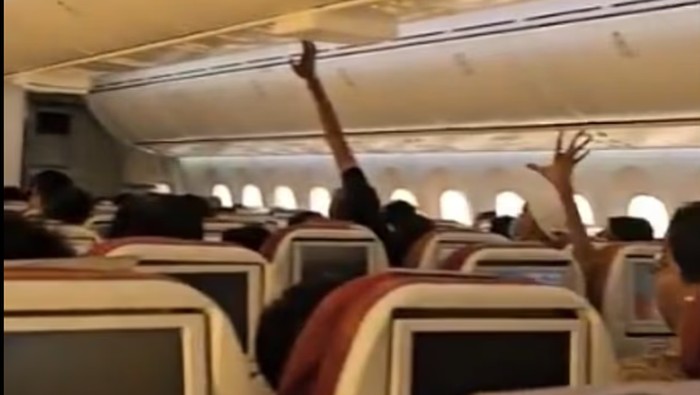 **Diduga Dalam Pesawat Air India yang Sama, Penumpang: AC Hingga TV Rusak - Perjalanan dari Delhi ke London dengan Pesawat yang Diduga Jatuh**