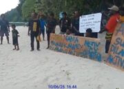Krisis Ekowisata: Saat Pulau Wayag Dipalang Warga Lokal Raja Ampat