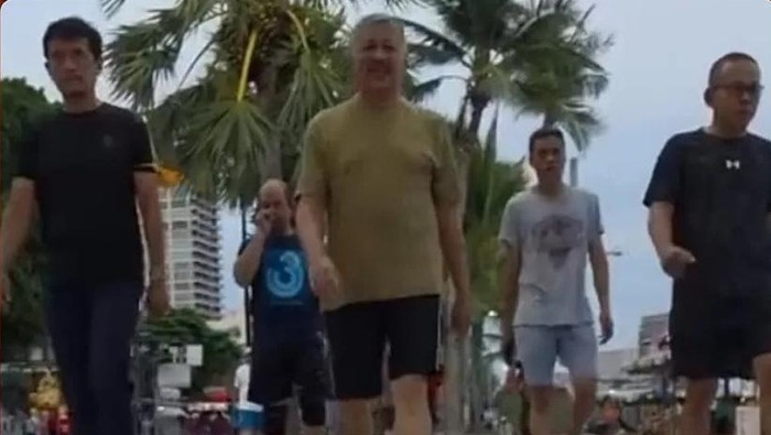 Di Tengah Lesunya Ekonomi, Bupati Pinrang dan Pejabatnya Liburan ke Thailand: Skandal atau Realita?