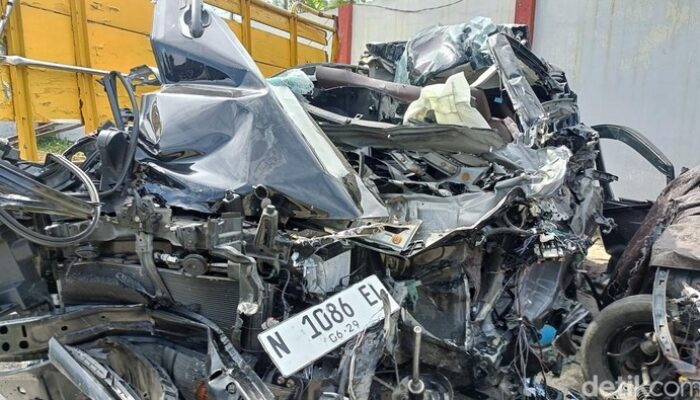 [Kecelakaan Tol Paspro: Pimpinan NU Jatim dan Istrinya Tragis Tewas, Ini Pelajarannya]