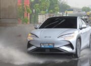 “Penjualan Mobil Listrik di RI Lebih Unggul dari Hybrid: Analisis Data Gaikindo 2025”