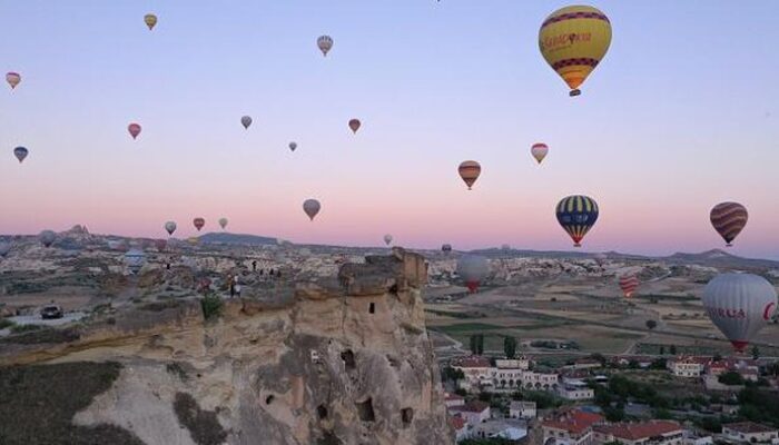 “Tragedi Balon Udara di Turki: 19 Wisatawan Indonesia Terluka, Pilot Tewas”