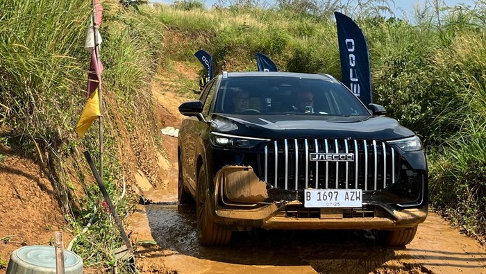 **Jago di Medan Off Road, Prediksi Harga Jaecoo J8 AWD Indonesia**