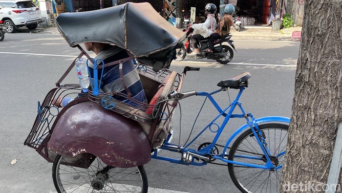 **Becak Joga: Kebudayaan dan Tradisi dalam Satu Kendaraan**